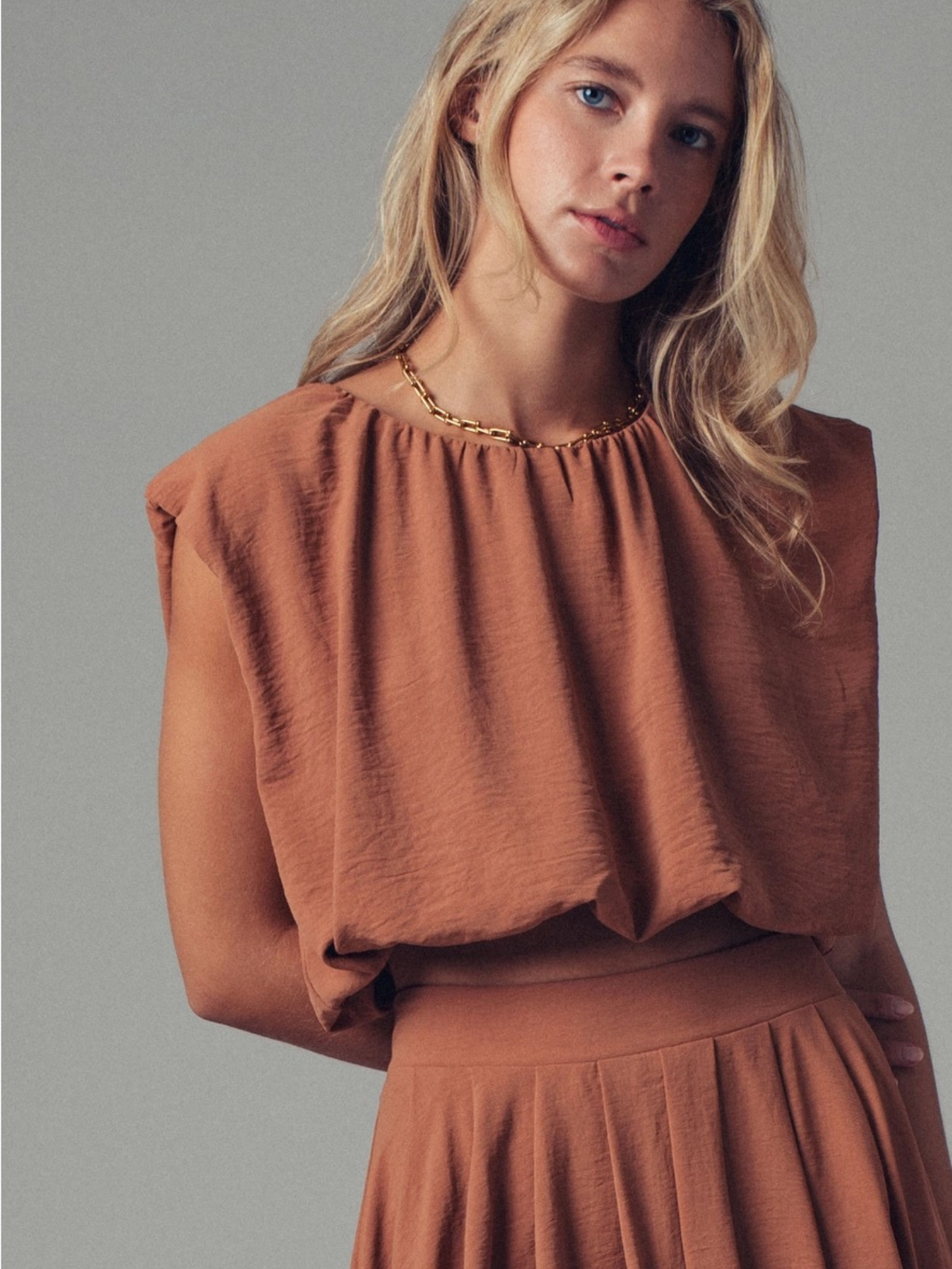 Tie Back Balloon Top
