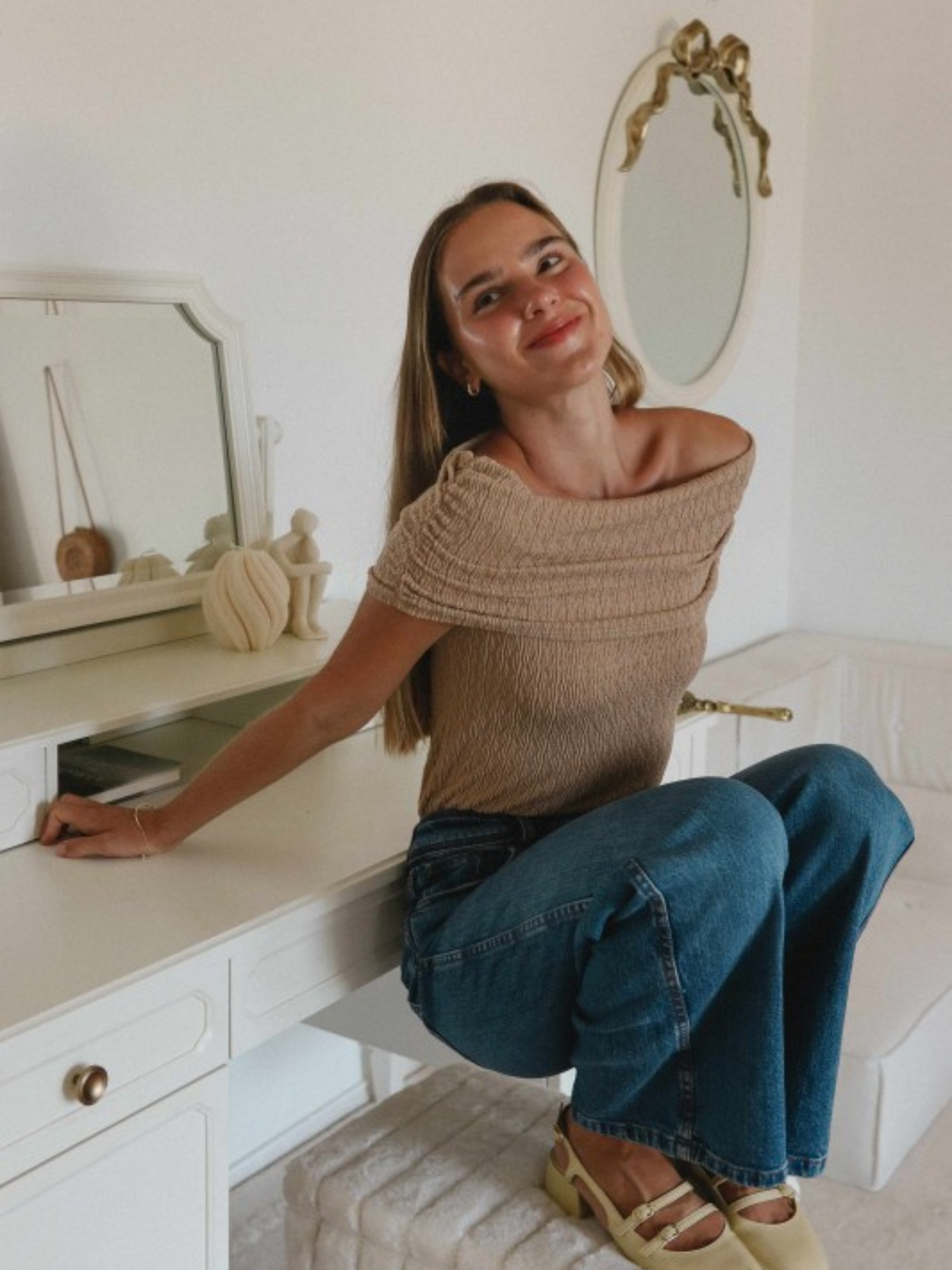 Off the Shoulder Top - Mimi & Rae