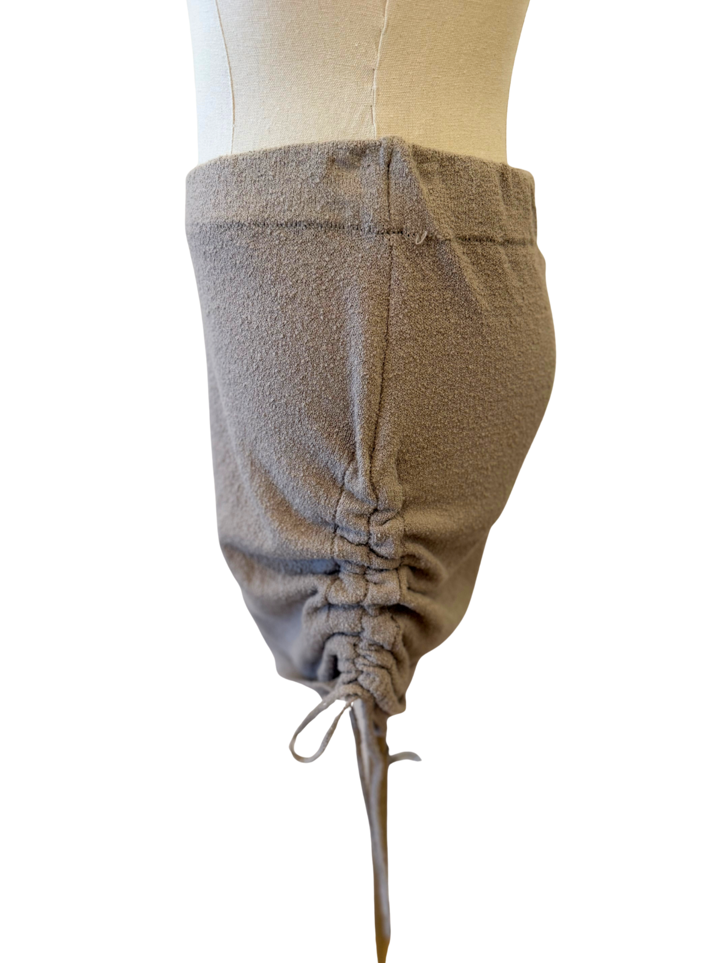 Ruched Mini Skirt Size Small - Mimi & Rae