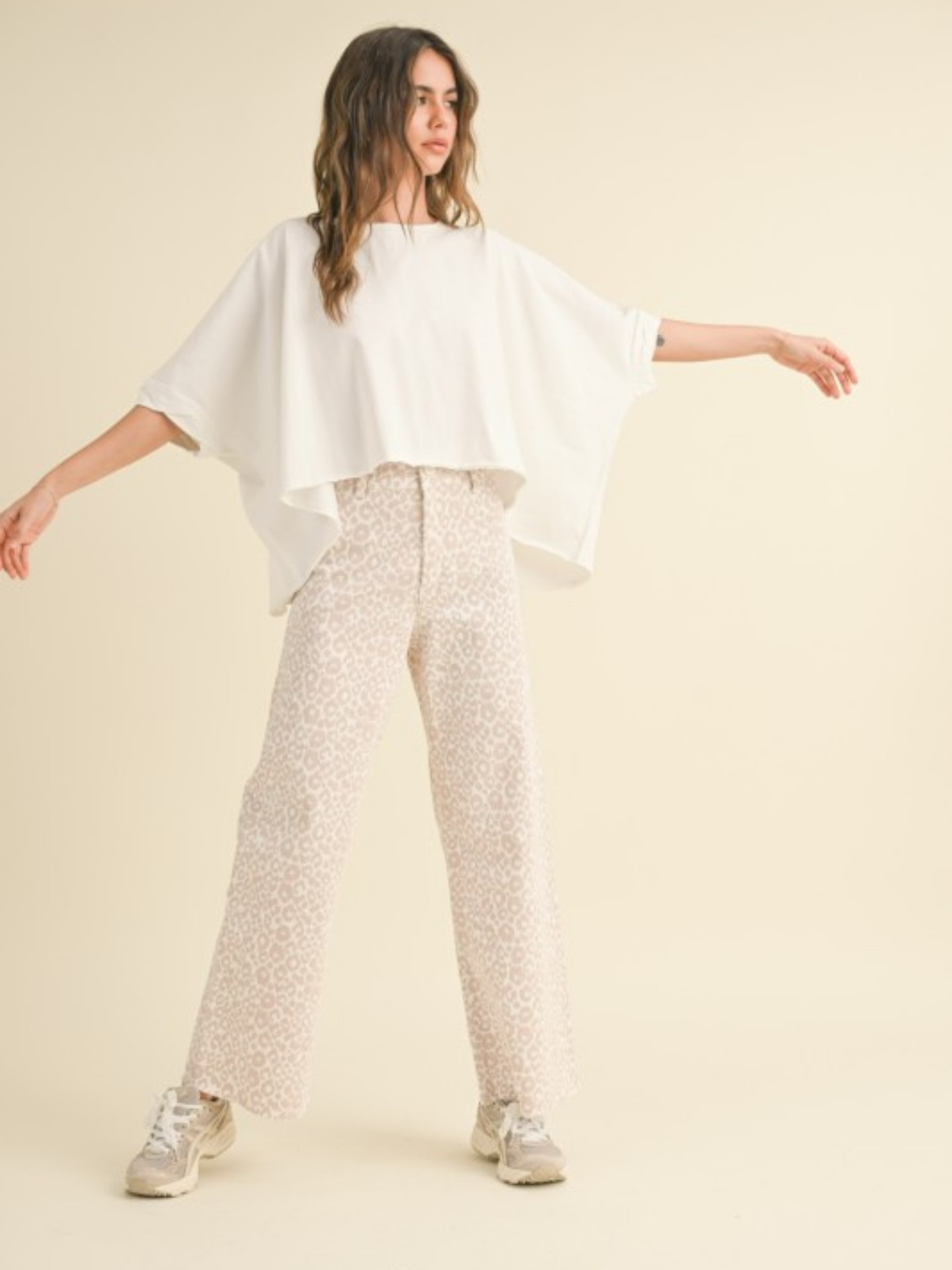 Oversize Cotton Tee - Mimi & Rae