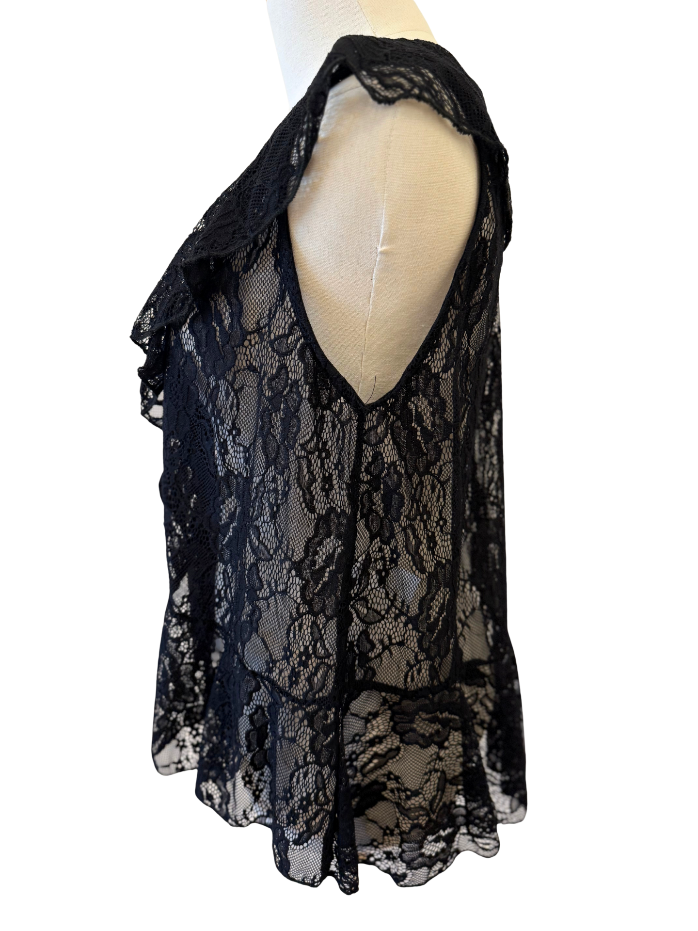 Ruffle Lace Top Size Large - Mimi & Rae