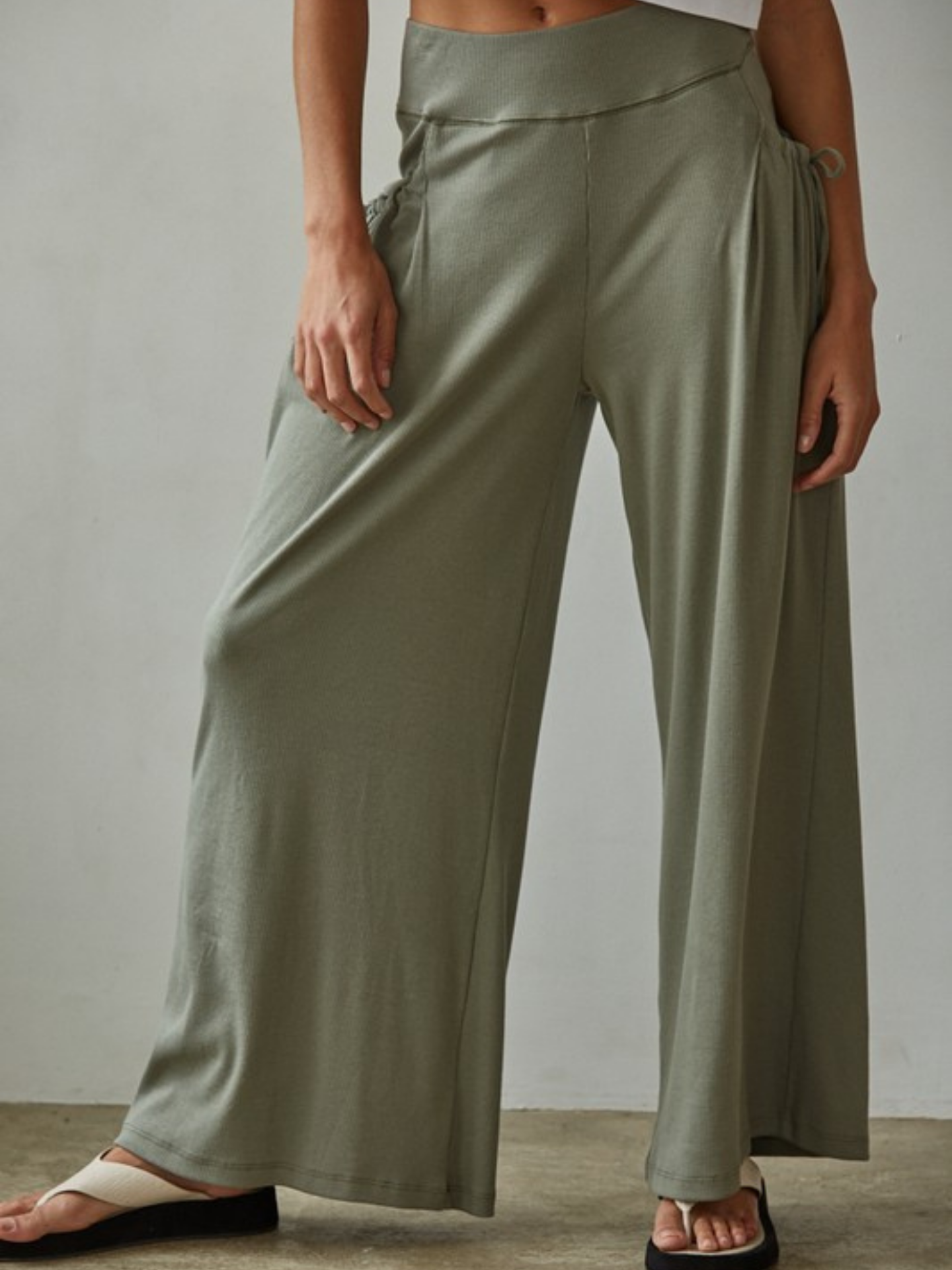 Wide Leg Pant with Pocket Ties - Mimi & Rae