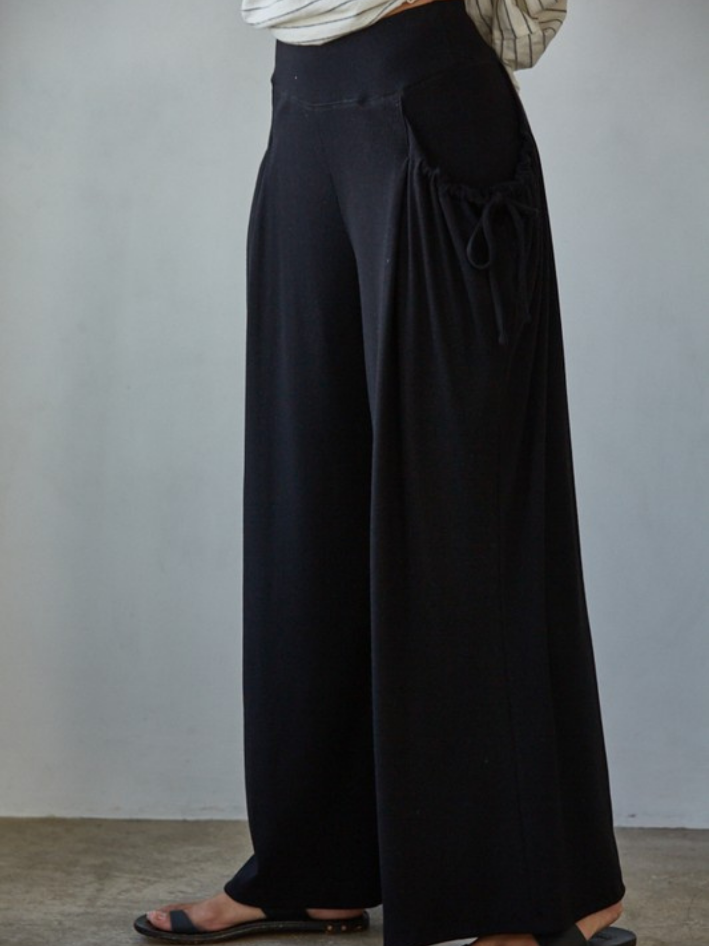 Wide Leg Pant with Pocket Ties - Mimi & Rae