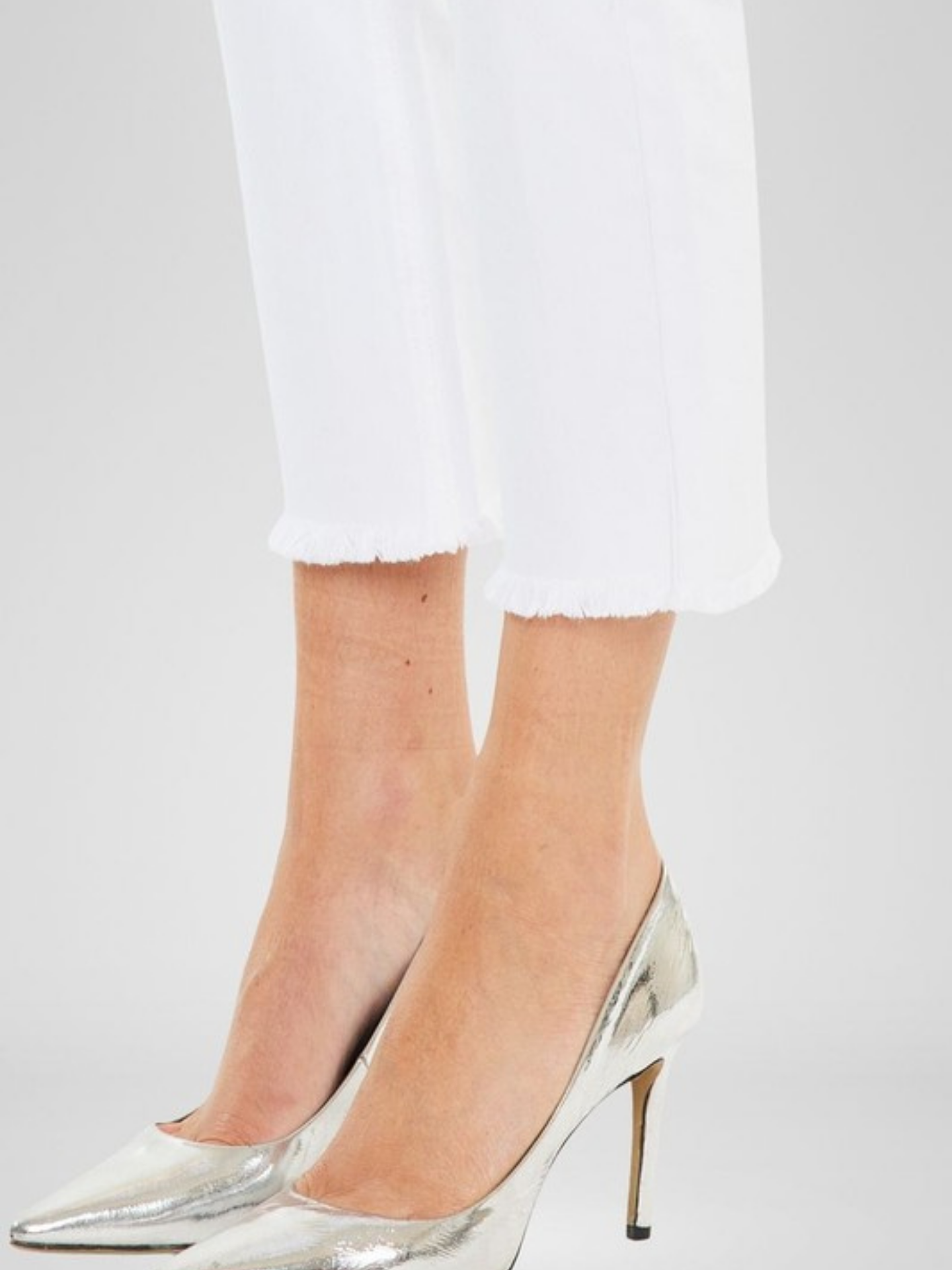 Cropped Straight White Denim - Mimi & Rae