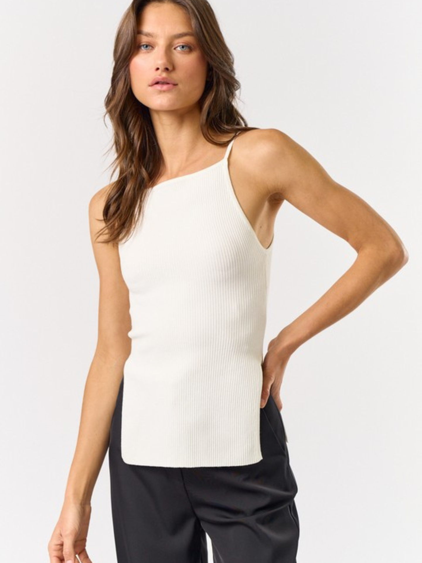 Split Hem Tank - Mimi & Rae
