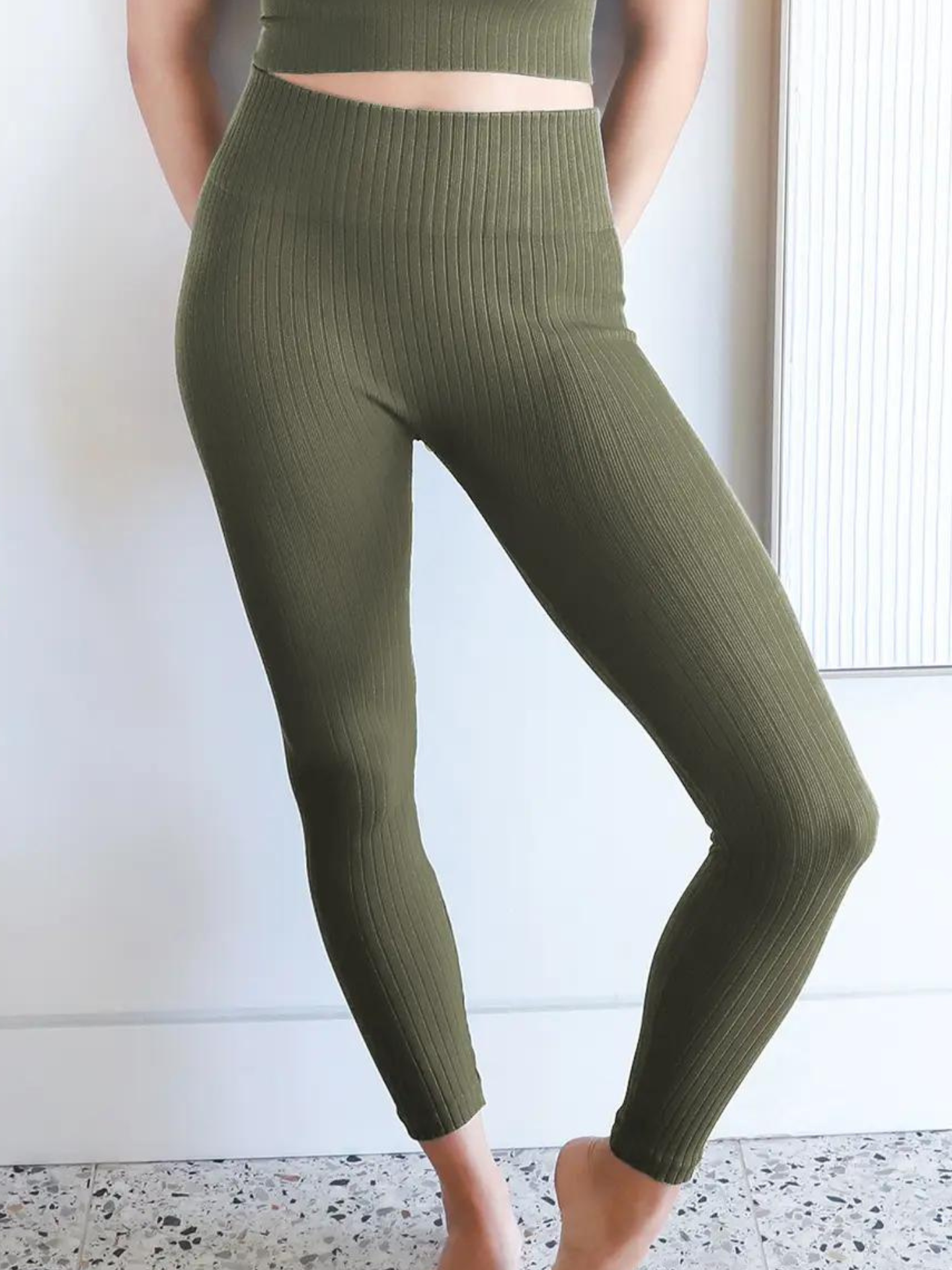 Wide Ribbed Leggings