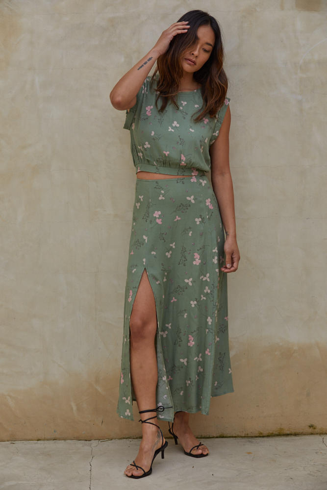 Emaline Floral Crop Top - Mimi & Rae