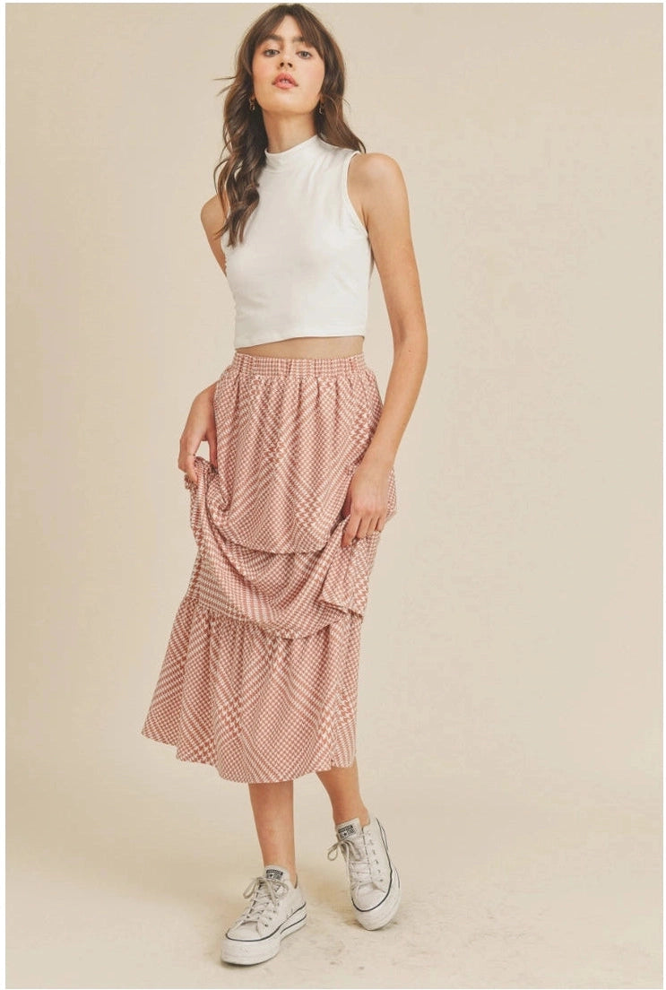 If She Loves Iris Mockneck Sleeveless Crop in Ivory