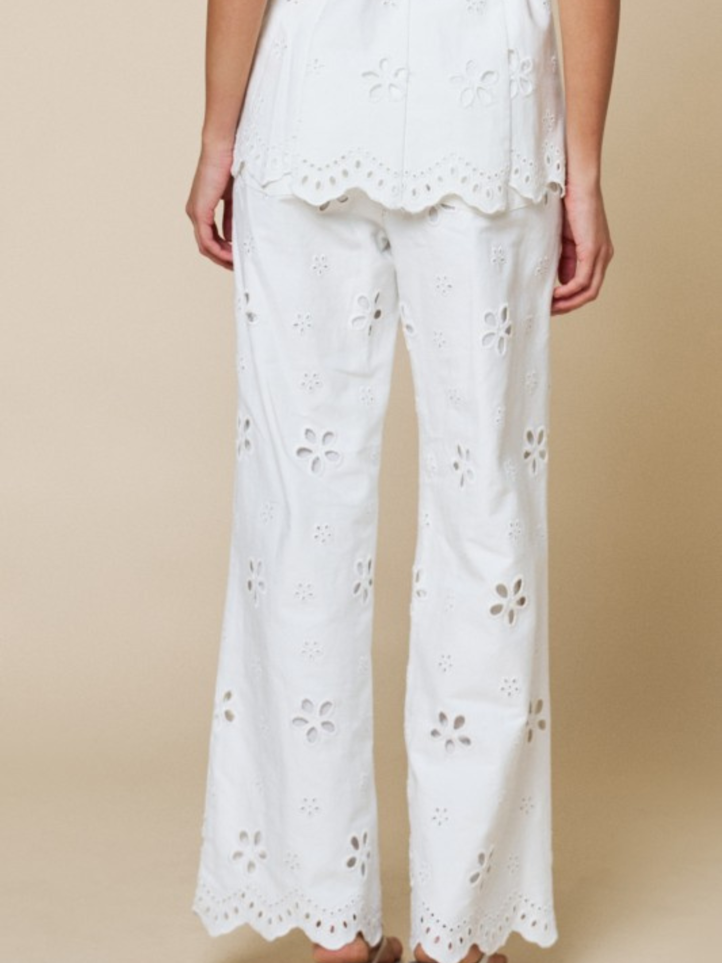 Embroidered Wide Leg Pant