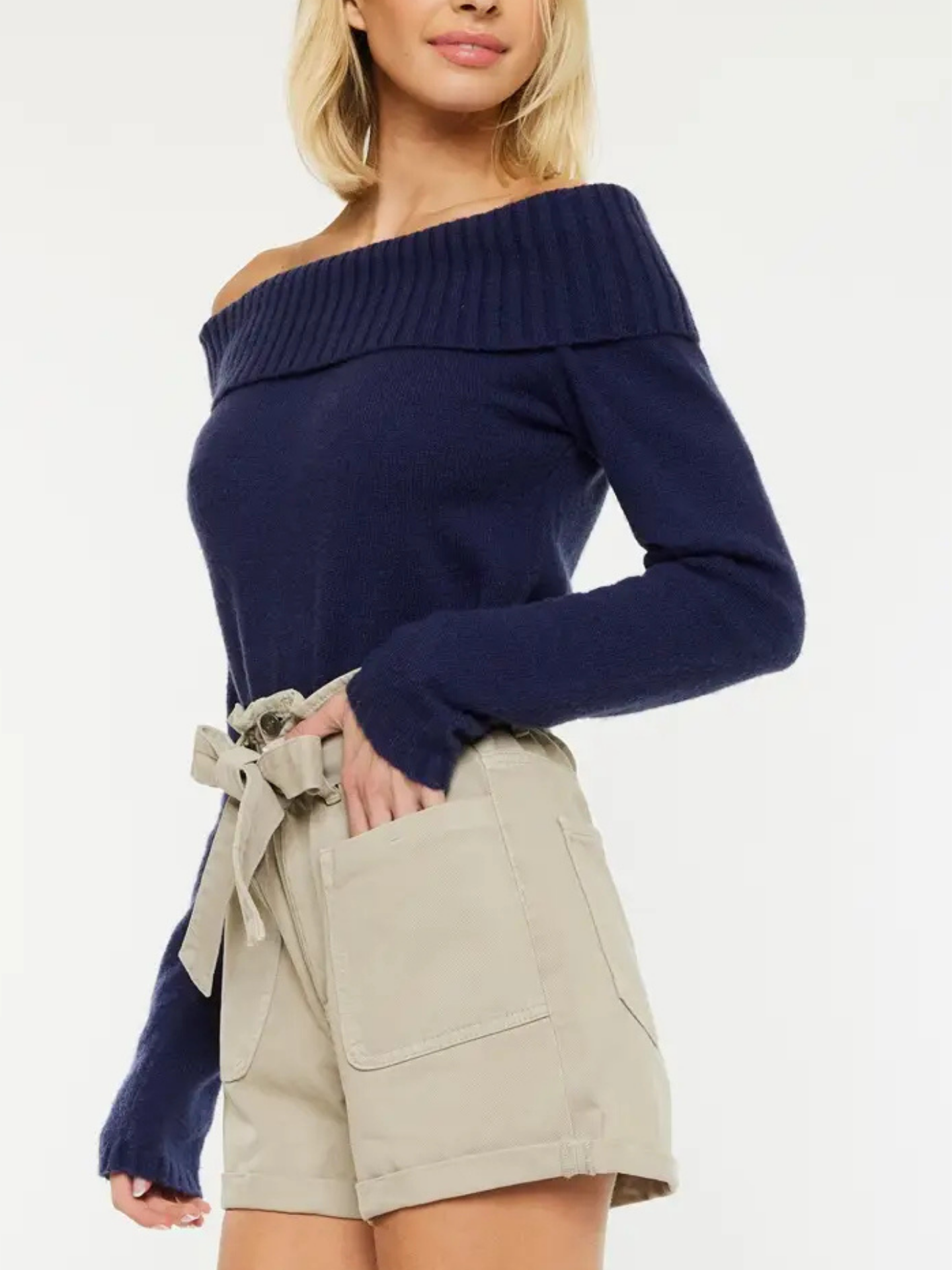 Kan Can XL paperbag shorts shown in size XL, featuring a high-waisted design and casual fit, made from lightweight fabric.