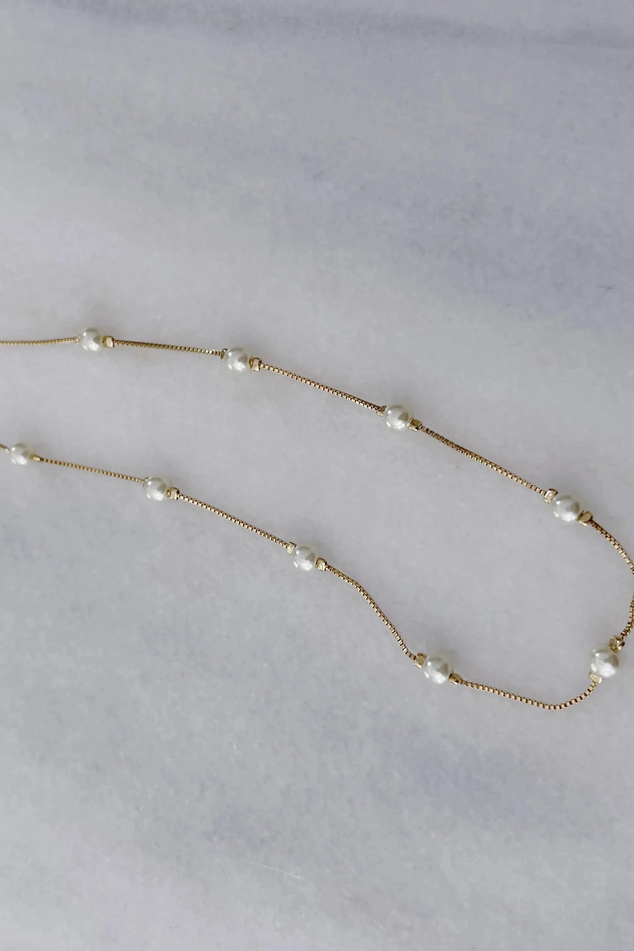 Dainty Bites Pearl Necklace