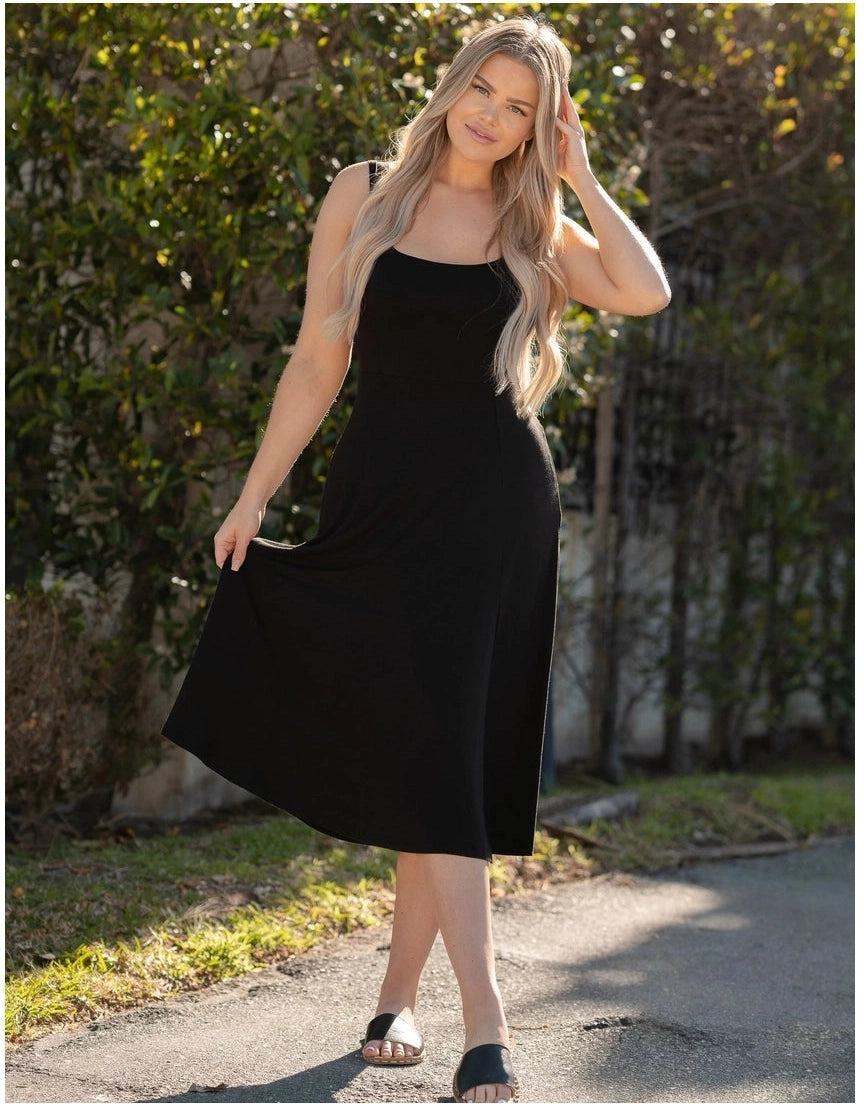 Sozy Odette Midi Dress - Mimi & Rae